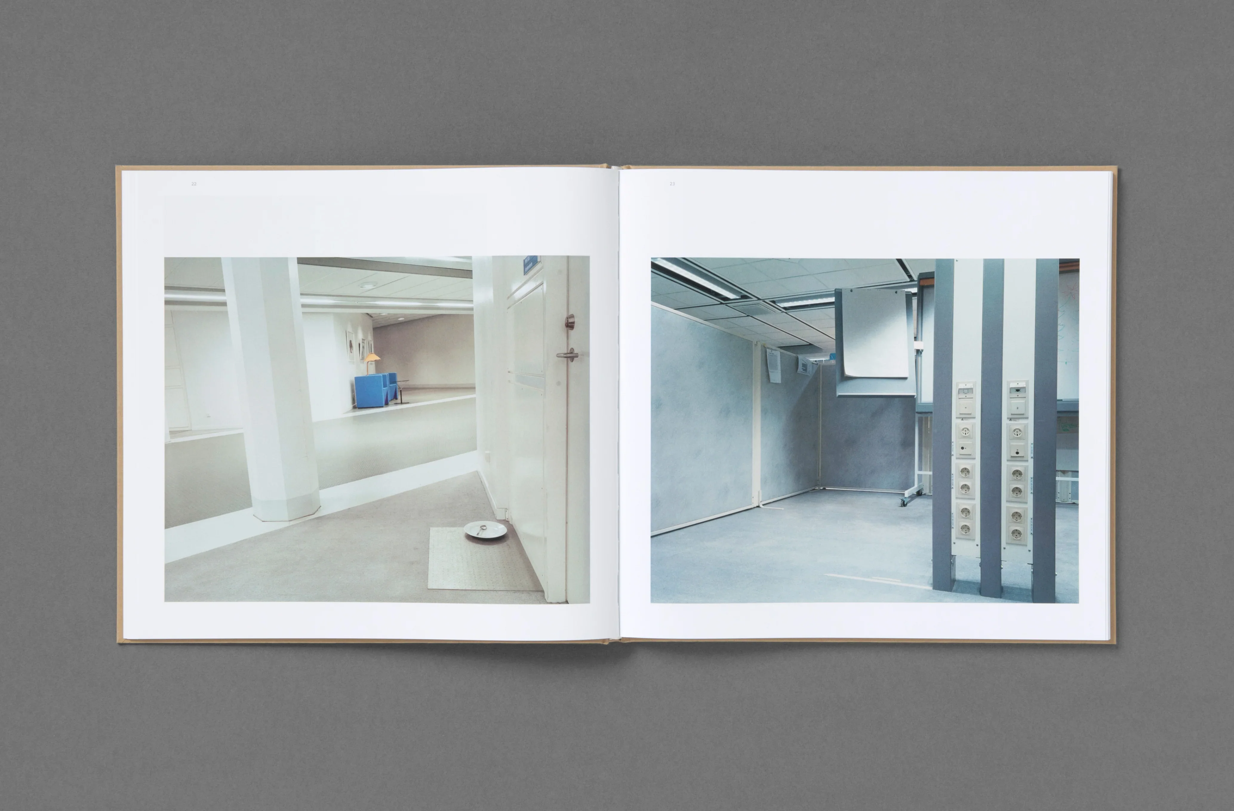 Lars Tunbjörk - Office / LA Office - Image 14